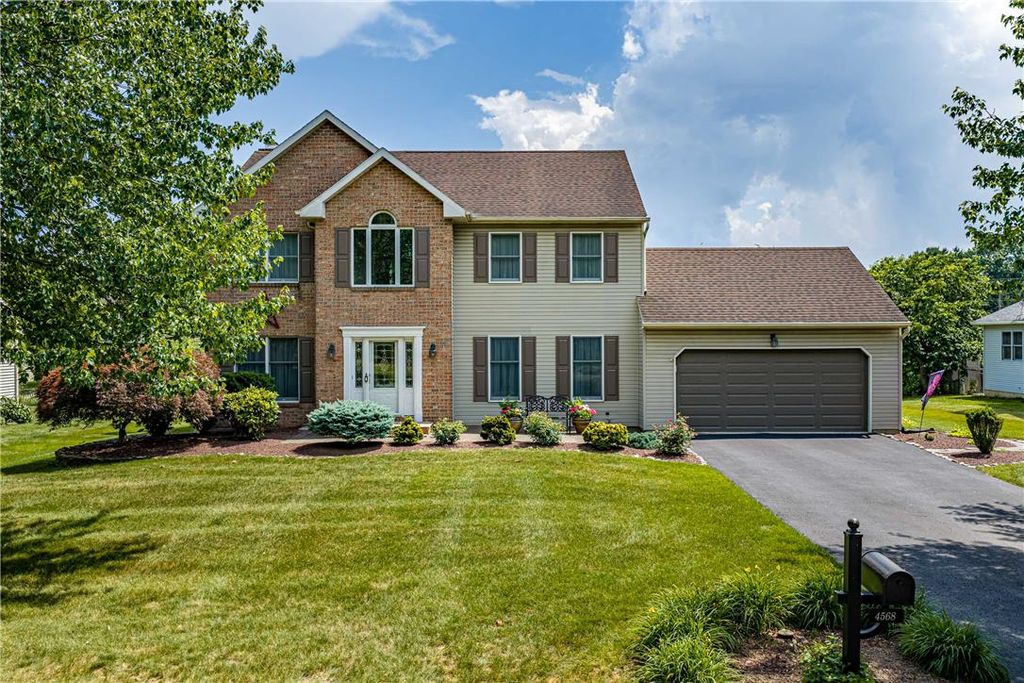 4568 Greenfield Road, Hanover Twp, PA 18017