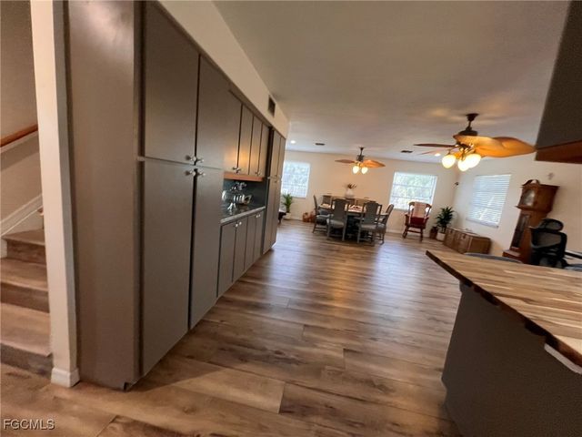 9225 Dimmick DR, Sanibel, FL 33957