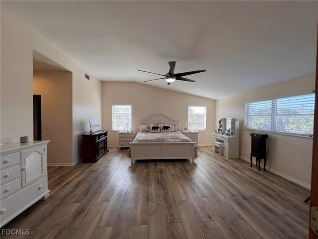 9225 Dimmick DR, Sanibel, FL 33957