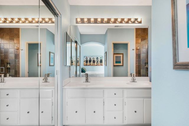 2900 S Redwood Drive, Palm Springs, CA 92262