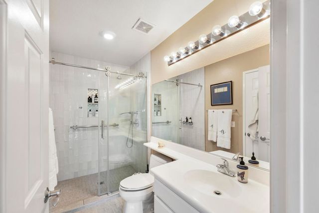 2900 S Redwood Drive, Palm Springs, CA 92262