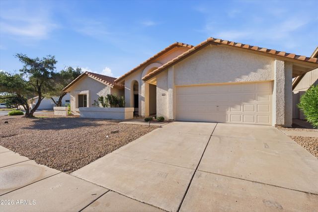 2405 W GREGG Drive, Chandler, AZ 85224