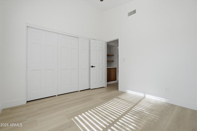2405 W GREGG Drive, Chandler, AZ 85224