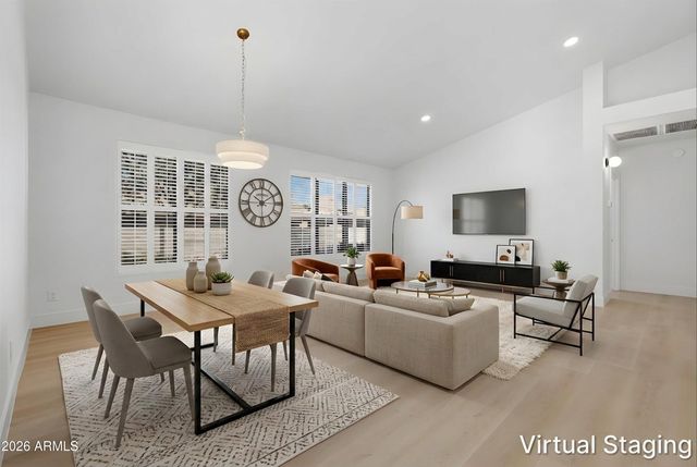 2405 W GREGG Drive, Chandler, AZ 85224
