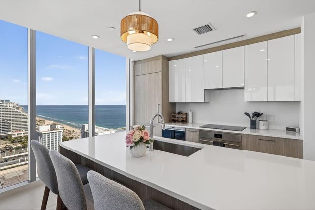 151 N Seabreeze Boulevard 2103-E, Fort Lauderdale, FL 33304