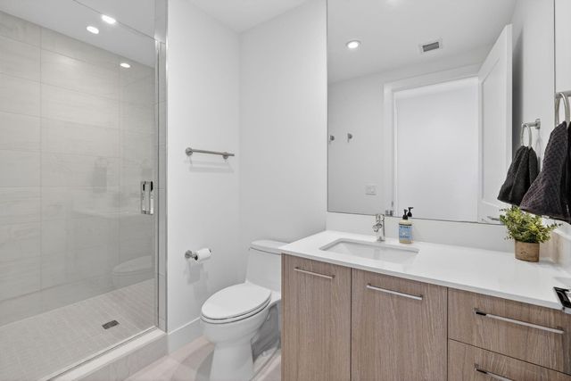 151 N Seabreeze Boulevard 2103-E, Fort Lauderdale, FL 33304