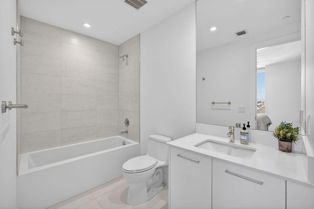 151 N Seabreeze Boulevard 2103-E, Fort Lauderdale, FL 33304