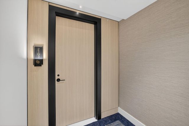 151 N Seabreeze Boulevard 2103-E, Fort Lauderdale, FL 33304