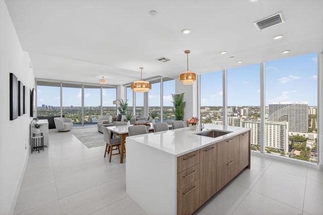 151 N Seabreeze Boulevard 2103-E, Fort Lauderdale, FL 33304