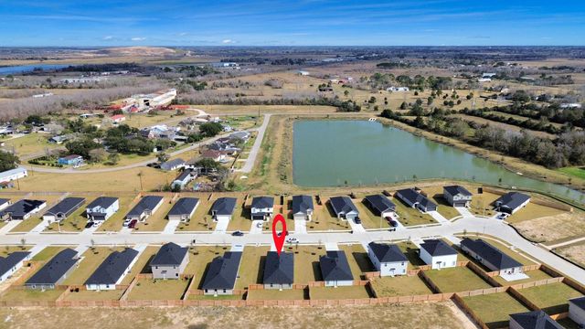 1018 Bluegill Lane, Alvin, TX 77511