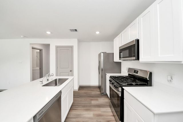 1018 Bluegill Lane, Alvin, TX 77511