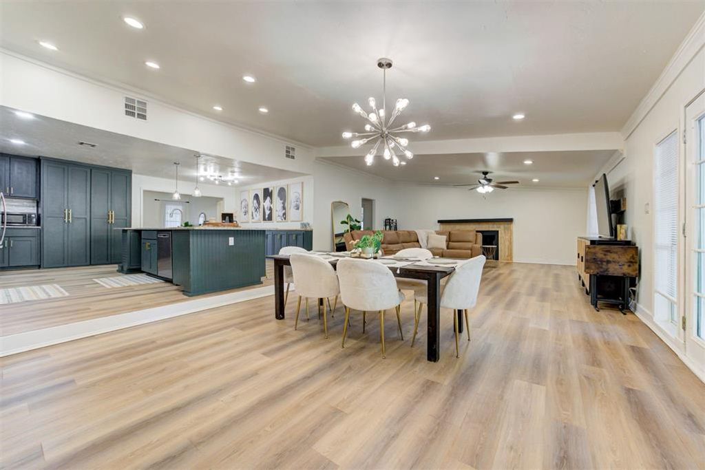 1100 S 1st Street, Yukon, OK 73099