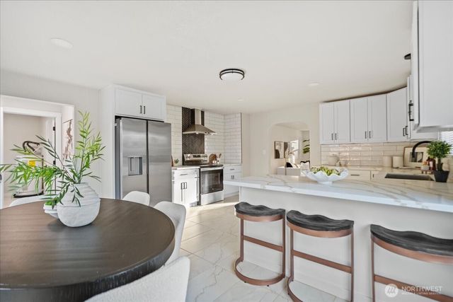 14722 Kapowsin Highway E, Graham, WA 98338