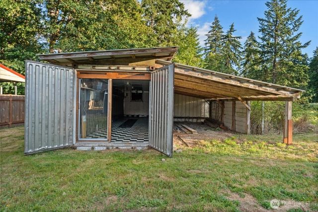 14722 Kapowsin Highway E, Graham, WA 98338