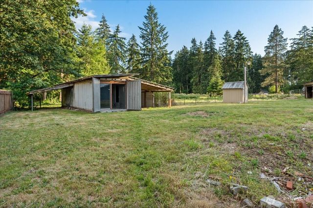 14722 Kapowsin Highway E, Graham, WA 98338