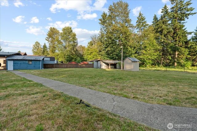 14722 Kapowsin Highway E, Graham, WA 98338
