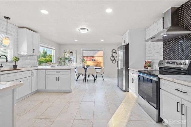 14722 Kapowsin Highway E, Graham, WA 98338
