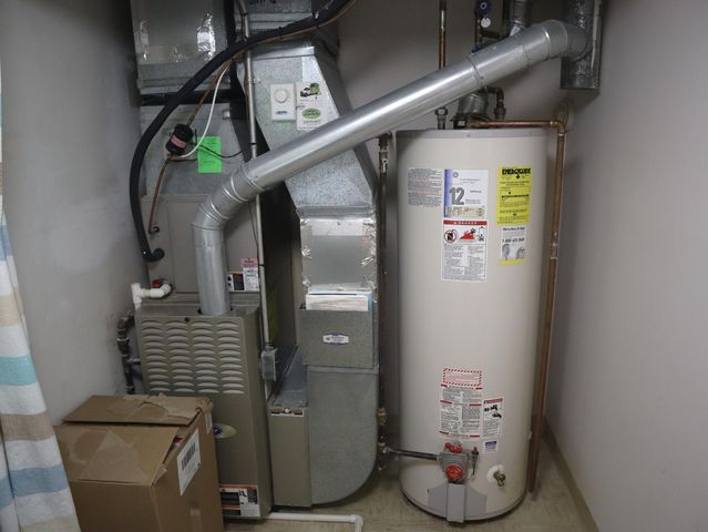 21046 Boulder Circle, Northville City, MI 48167