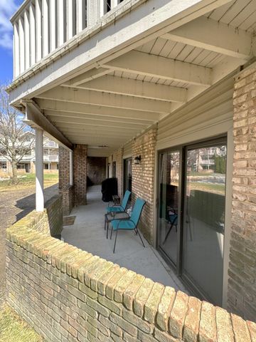 21046 Boulder Circle, Northville City, MI 48167