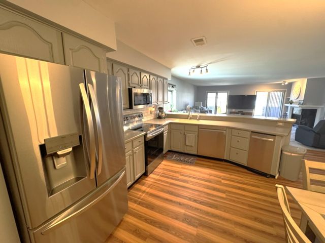 21046 Boulder Circle, Northville City, MI 48167