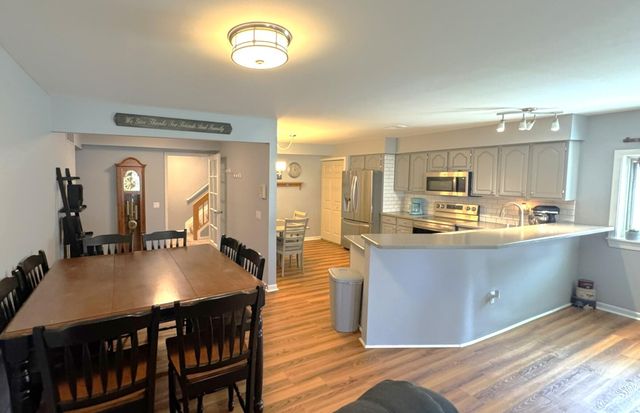 21046 Boulder Circle, Northville City, MI 48167