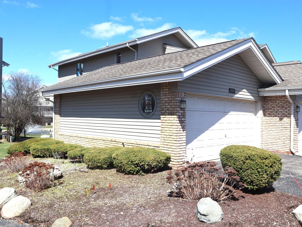 21046 Boulder Circle, Northville City, MI 48167