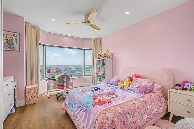 2001 Holcombe Boulevard 3305, Houston, TX 77030