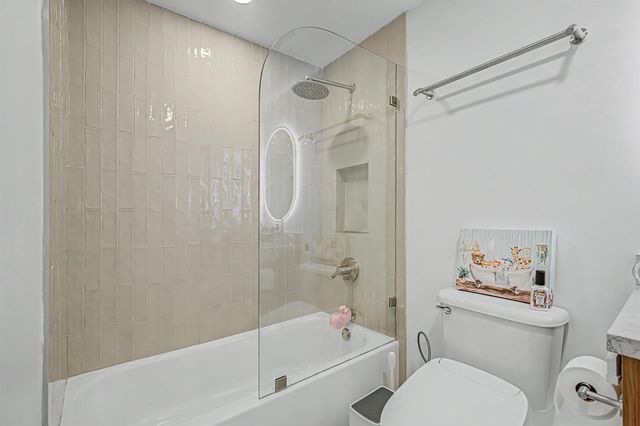 2001 Holcombe Boulevard 3305, Houston, TX 77030
