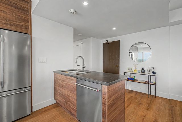 2001 Holcombe Boulevard 3305, Houston, TX 77030