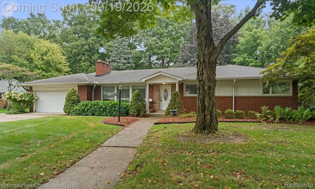 32340 Sylvan Lane, Beverly Hills Village, MI 48025