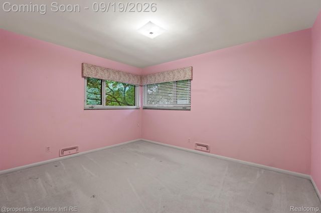 32340 Sylvan Lane, Beverly Hills Village, MI 48025