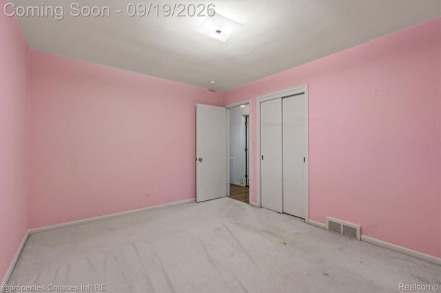 32340 Sylvan Lane, Beverly Hills Village, MI 48025