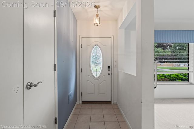 32340 Sylvan Lane, Beverly Hills Village, MI 48025