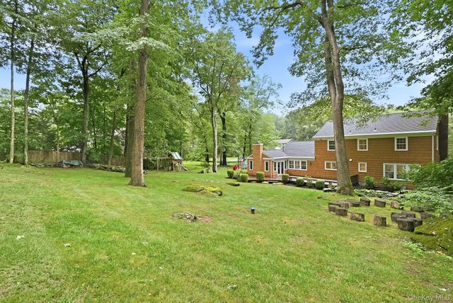 29 Appleby Drive, Bedford, NY 10506
