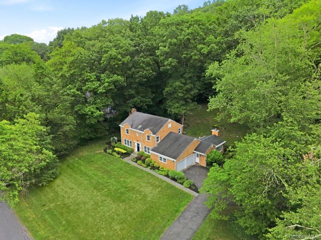 29 Appleby Drive, Bedford, NY 10506