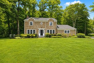 29 Appleby Drive, Bedford, NY 10506
