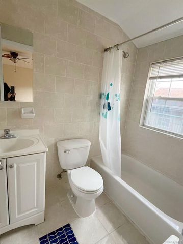 248-03 Depew Avenue 2FL, Little Neck, NY 11363