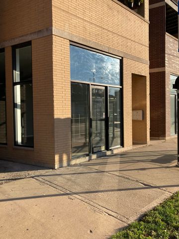 2806 W Chicago Avenue, Chicago, IL 60622