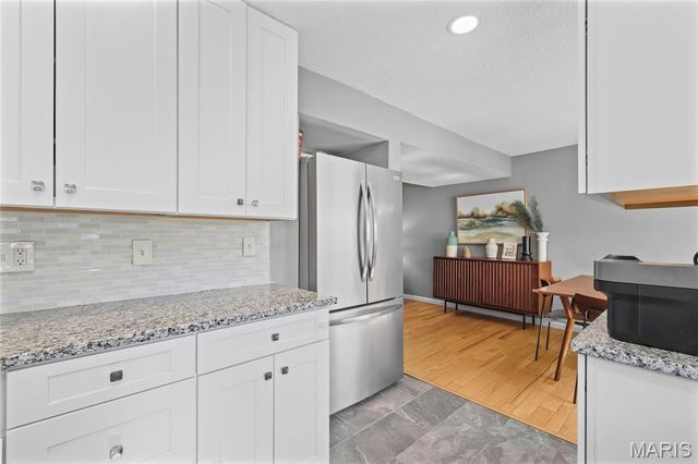 161 Carmel Woods Drive, Ellisville, MO 63021