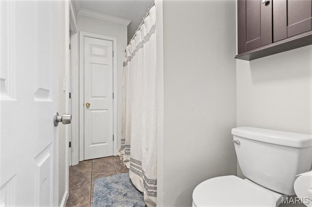 161 Carmel Woods Drive, Ellisville, MO 63021
