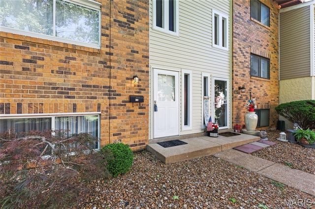 161 Carmel Woods Drive, Ellisville, MO 63021