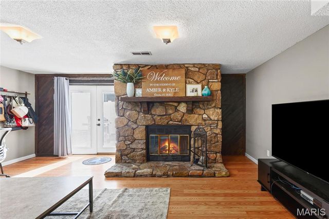 161 Carmel Woods Drive, Ellisville, MO 63021