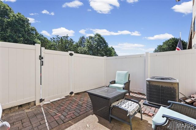 161 Carmel Woods Drive, Ellisville, MO 63021