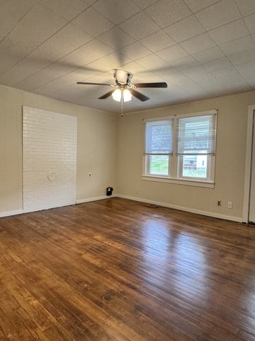 260 Defeated Creek Hwy, Carthage, TN 37030