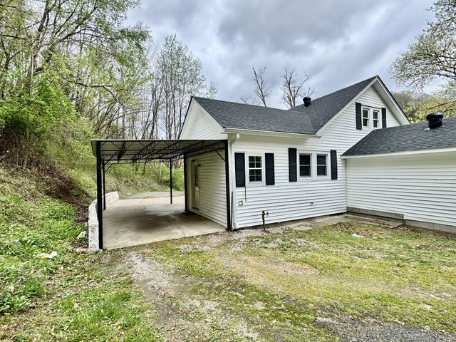 260 Defeated Creek Hwy, Carthage, TN 37030