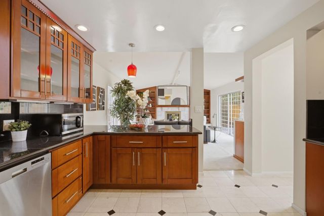 51 Hillsdale Avenue, Daly City, CA 94015