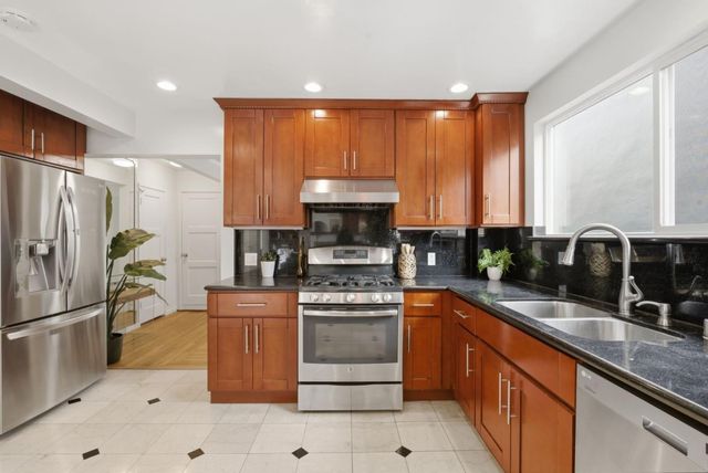 51 Hillsdale Avenue, Daly City, CA 94015
