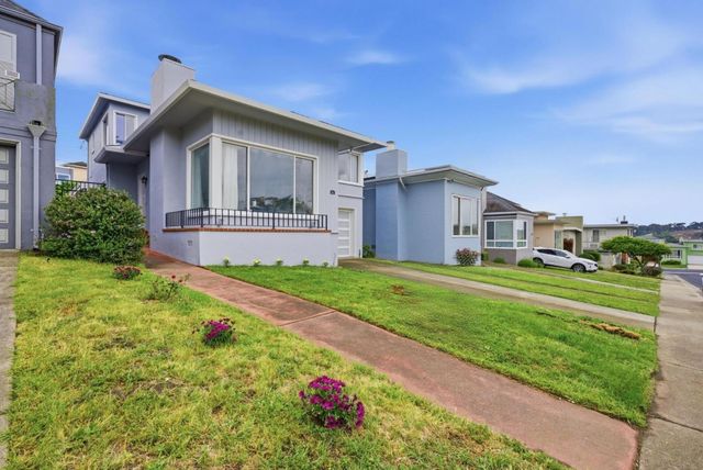51 Hillsdale Avenue, Daly City, CA 94015