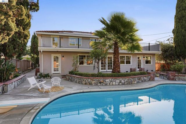 42194 Camino Santa Barbara, Fremont, CA 94539