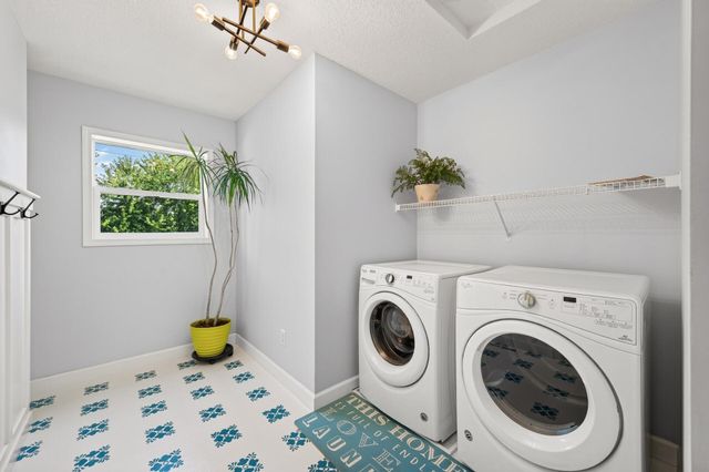 4518 Regent Avenue N, Robbinsdale, MN 55422